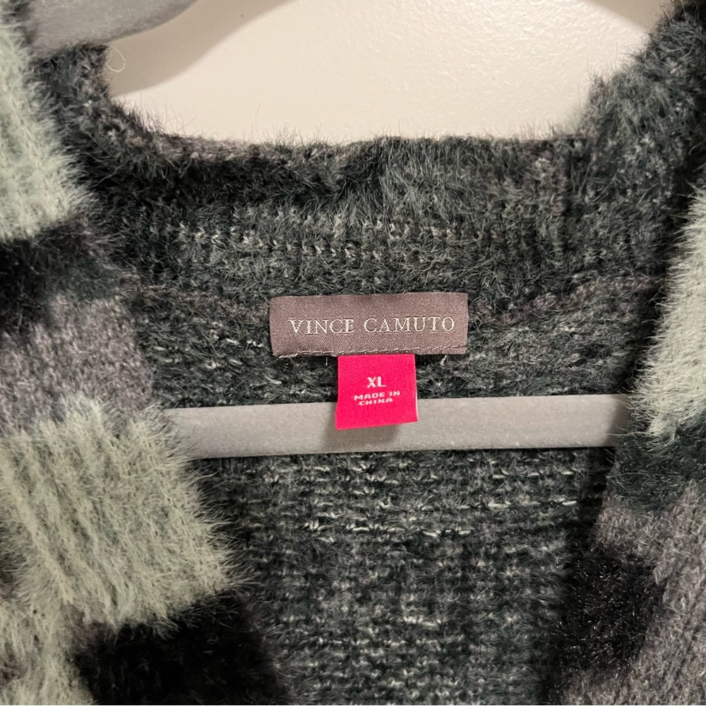 Vince Camuto Fuzzy Eyelash Camo Camouflage Button Cardigan Sweater - Picture 4 of 5